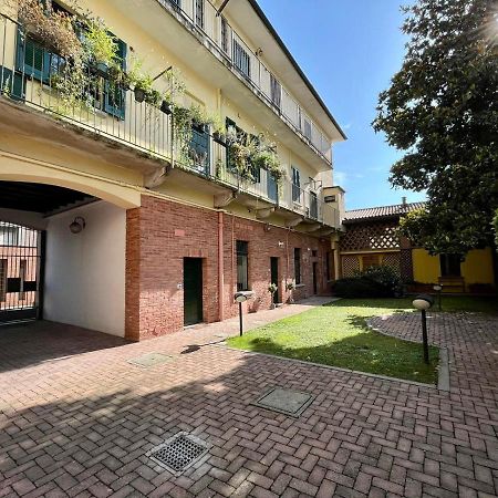 Guest House Sansiro Fiera Μιλάνο Εξωτερικό φωτογραφία